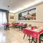 Orlanda Hotel 2*