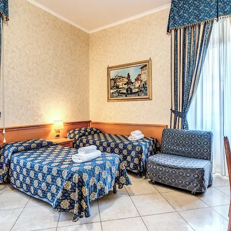 Orlanda Hotel 2*